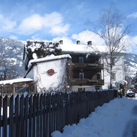 Egger Apartman